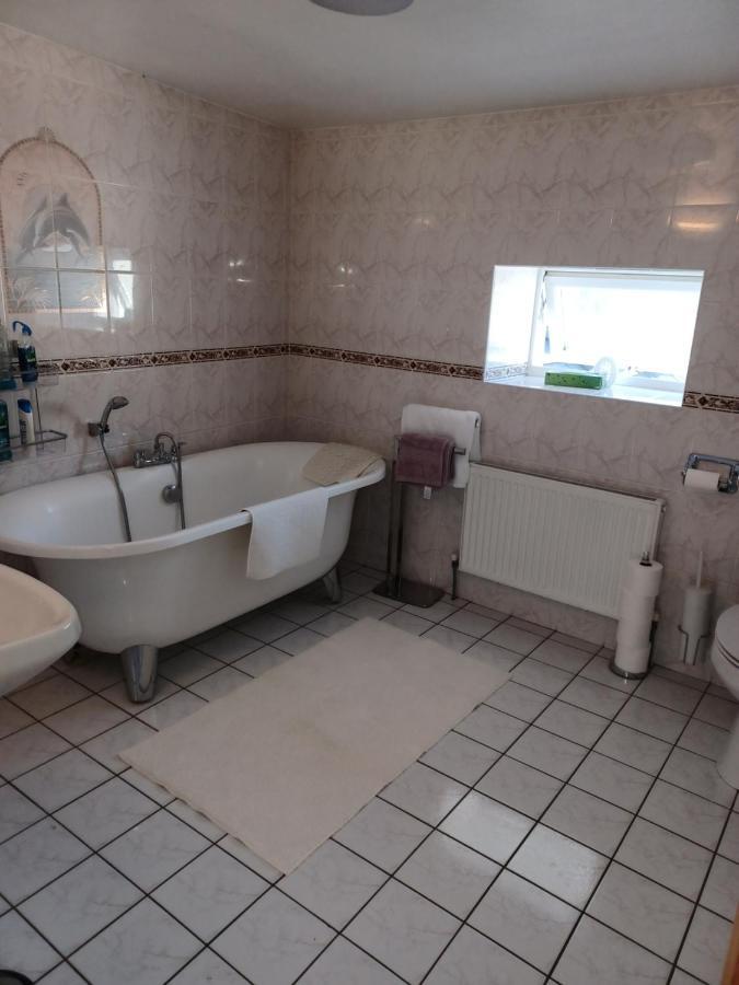 Kents guesthouse accommodation Kilmacthomas Extérieur photo